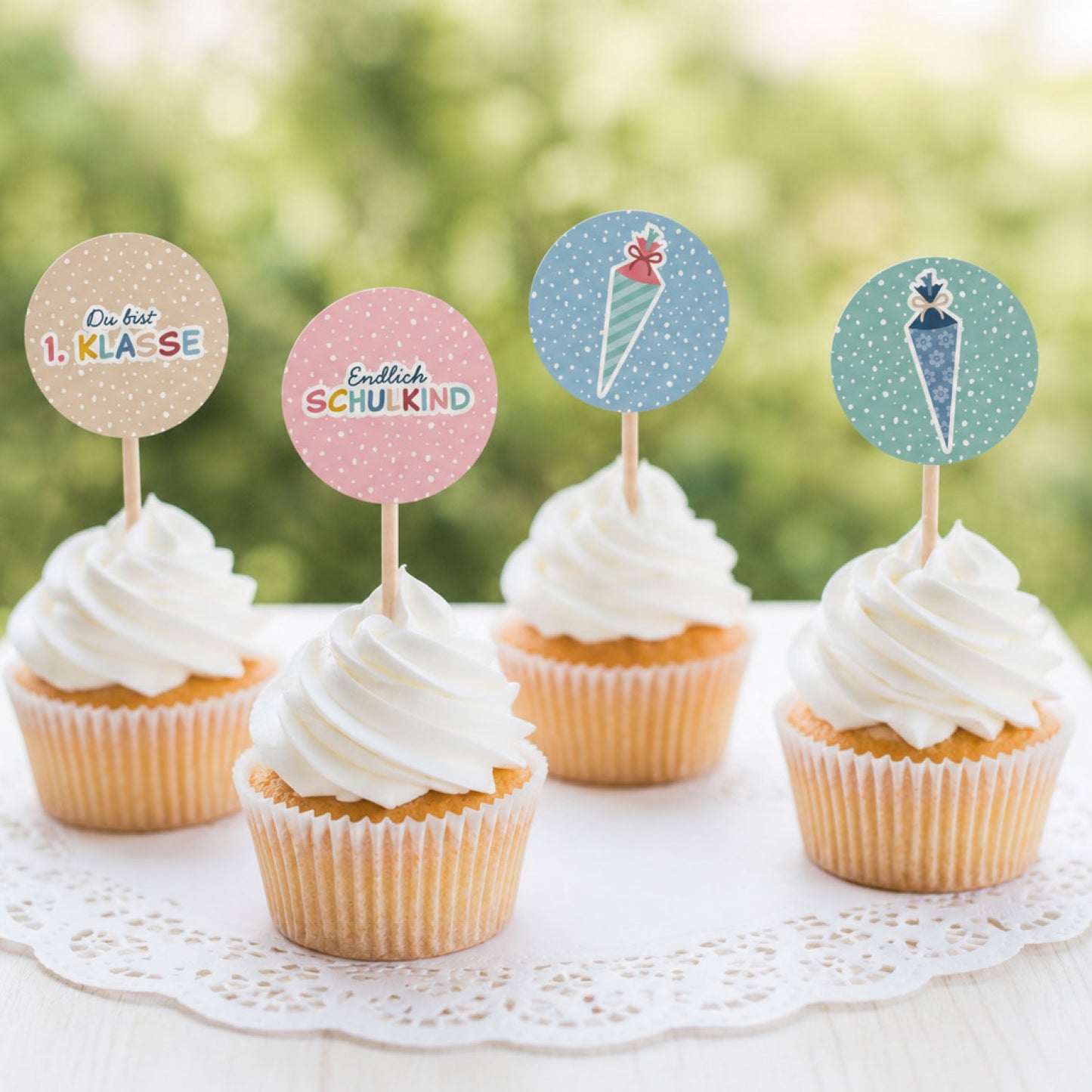 Muffin-Topper zur Einschulung – 12 DIY-Cupcake-Topper